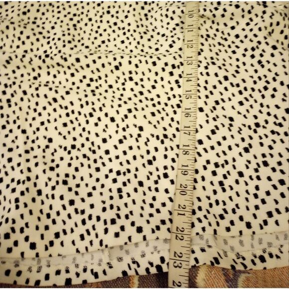 Worthington short sleeve abstract print blouse - Picture 8 of 9